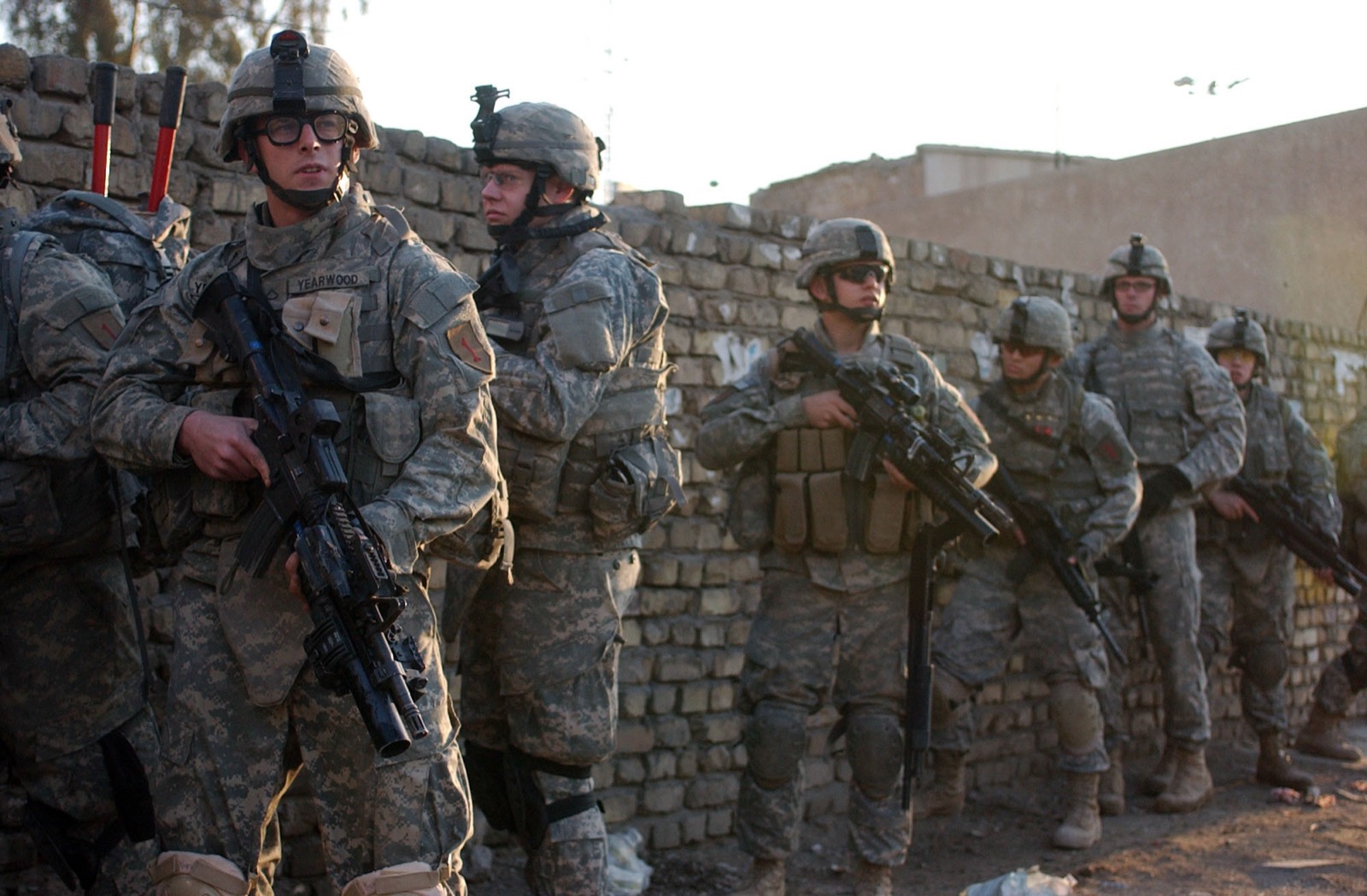 US soldiers on patrol in Al Adhamiya, Baghdad, 2007